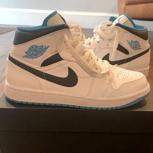 Jordan 1 Mid - Laser Blue - Size 7